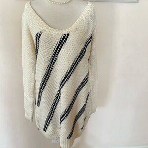 Guess size L long sleeve sweater.